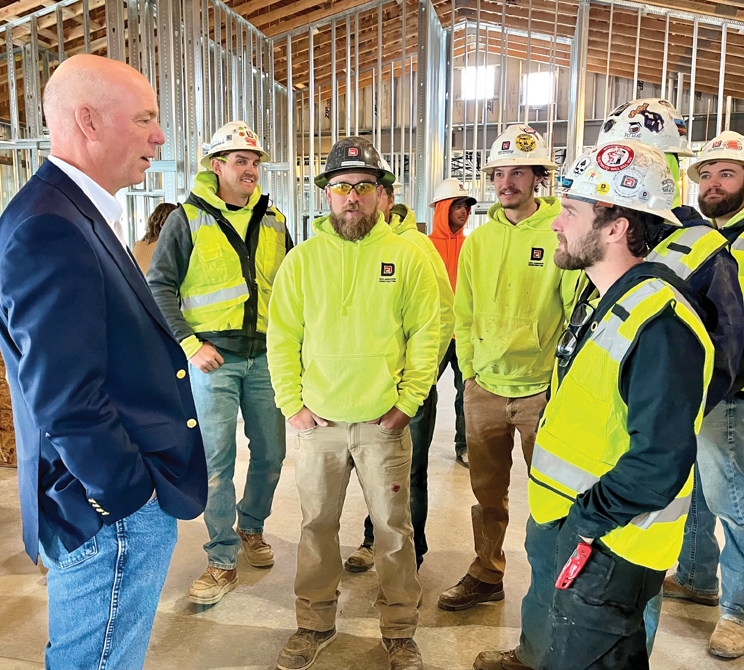 Gov. Gianforte visits with apprentice for Dick Anderson Construction.