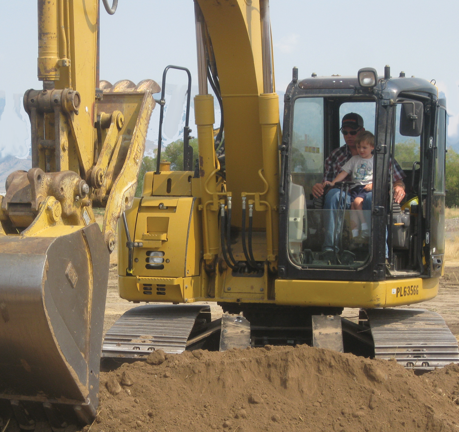 Thousands Enjoy Dig It Days